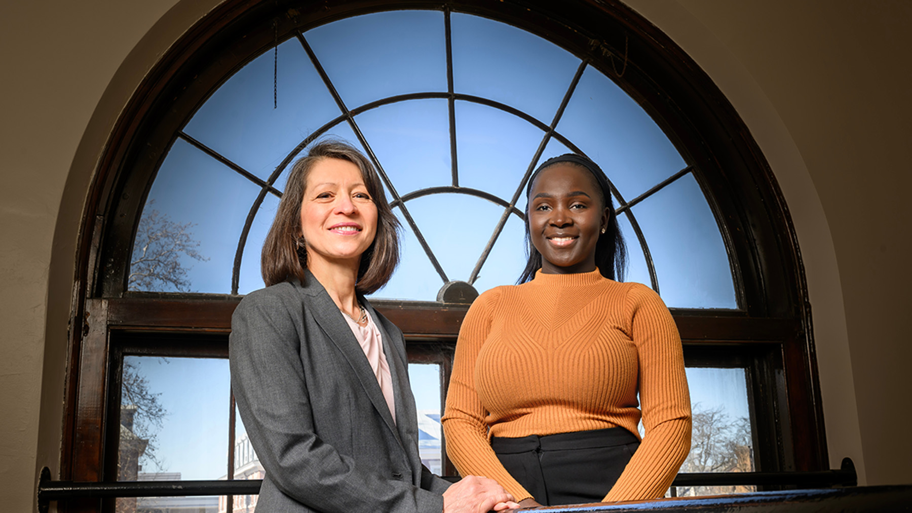 Black and Latina women reported high rates of depressive symptoms and anxiety early in the pandemic, according to an online survey conducted by kinesiology and community health professor Sandraluz Lara-Cinisomo and graduate student Mary Ellen Mendy. Photo by Fred Zwicky.