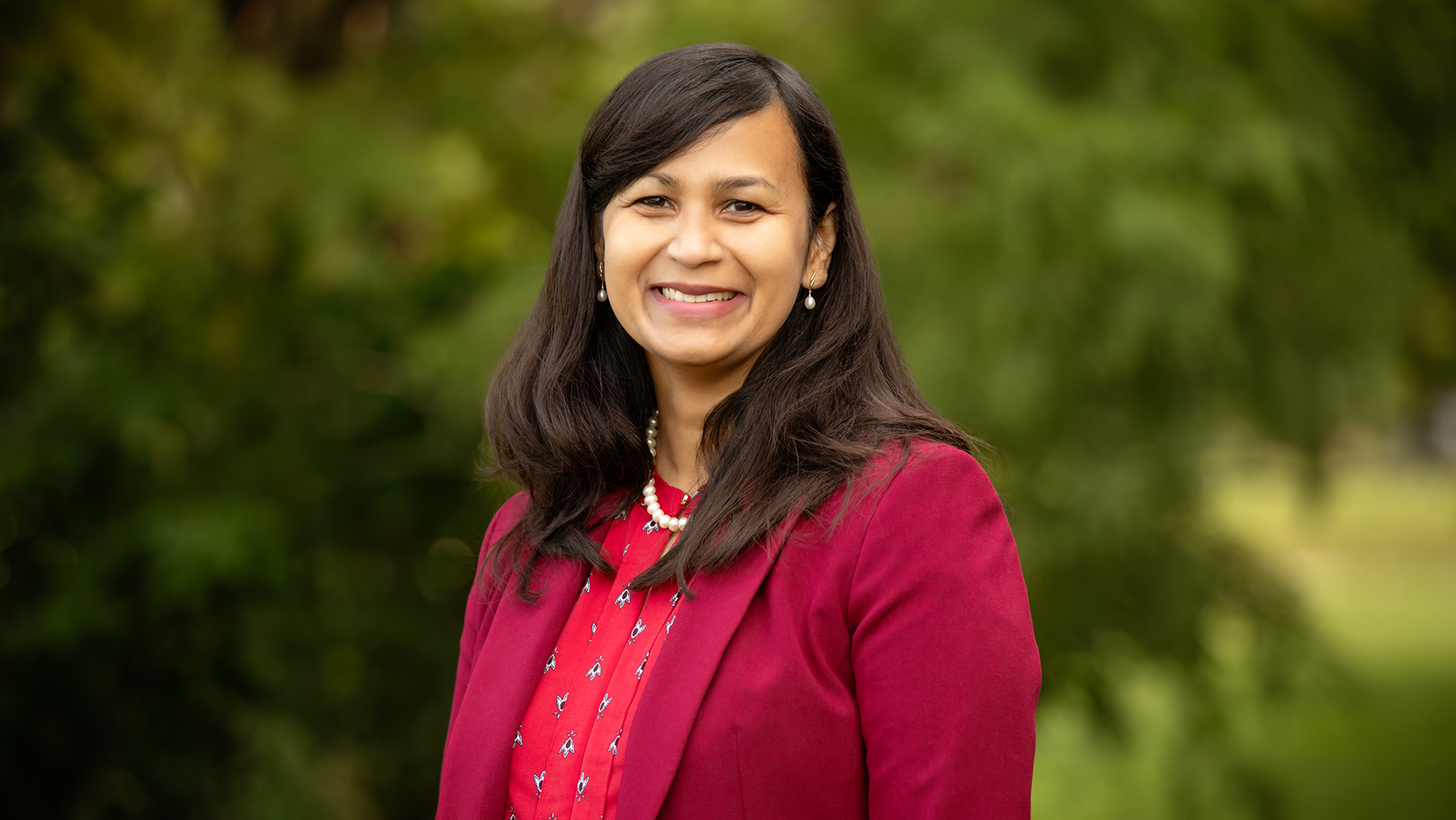 Comparative biosciences professor Aditi Das led a study of modified lipids that target the body’s endocannabinoid system, which is involved in regulating pain and inflammation.  Photo by L. Brian Stauffer