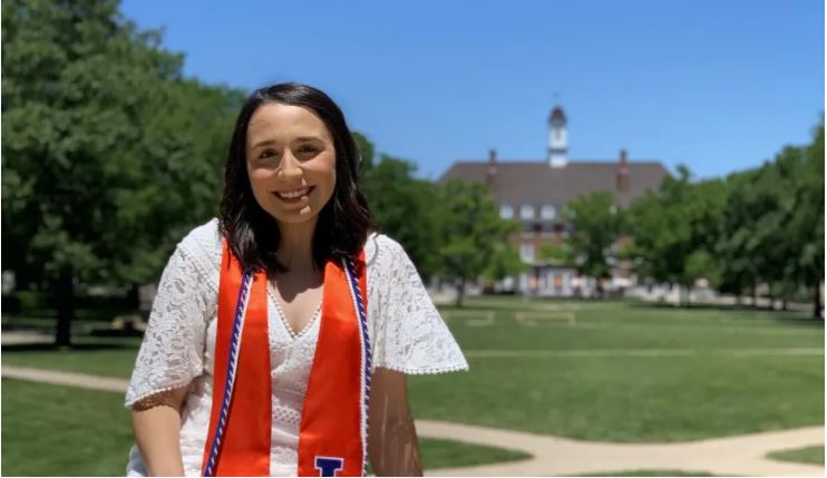 2020 graduate Annie Czerwinski poses on UIUC’s campus in lieu of an in-person graduation ceremony. This year, as colleges invite 2020 graduates back for in-person commencements, last years graduating students like Czerwinski will be returning for these ceremonies. Photo provided by Ms. Czerwinksi