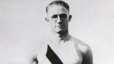 Harold Osborn in an Illini track uniform