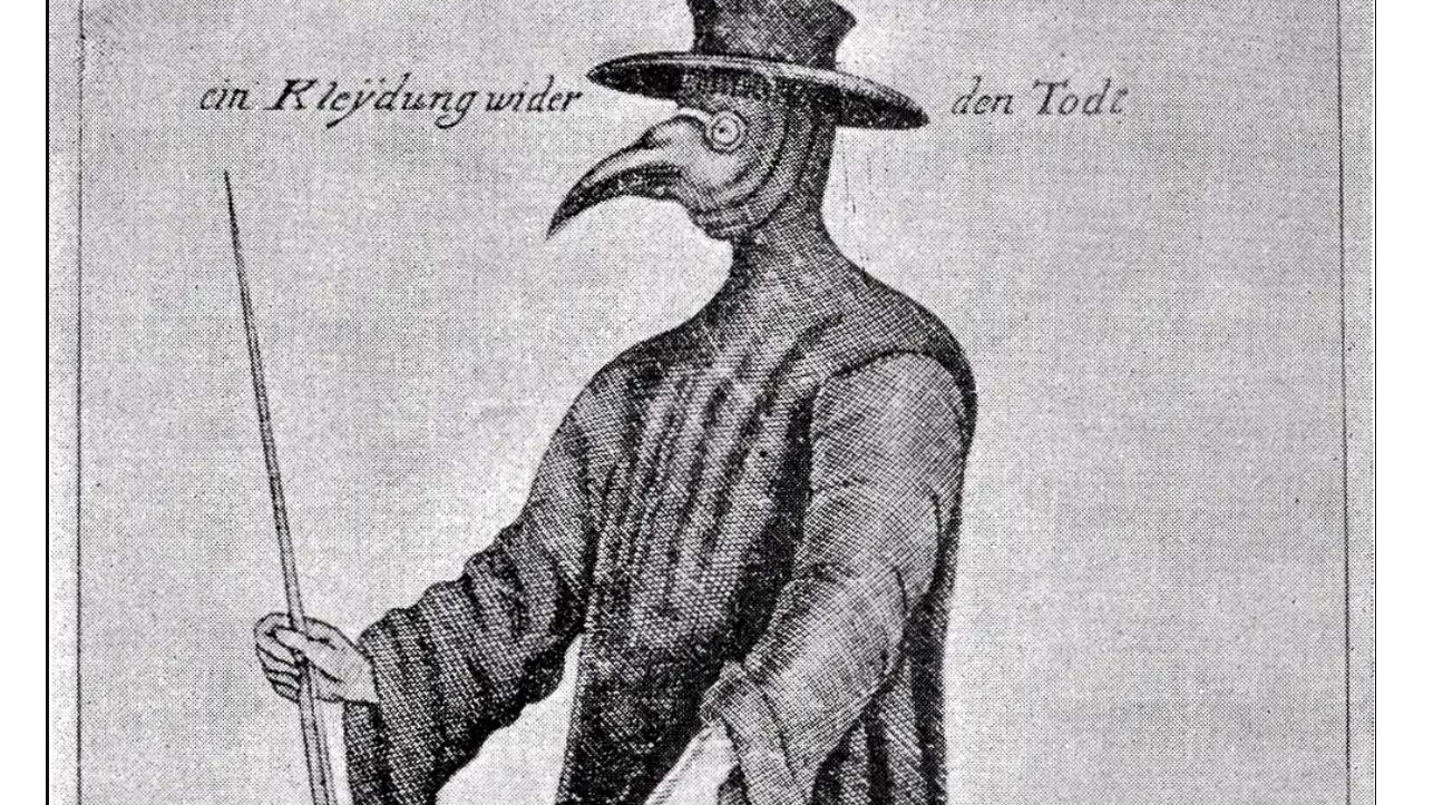 Plague doctor: ein Kleydung under den Todt. Photo via Wikimedia Commons