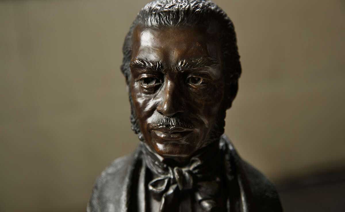 Shirley McWorter-Moss, a descendant of Free Frank McWorter, created a bust of what he may have looked like. Armando L. Sanchez/Chicago Tribune/TNS