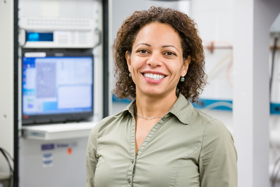 Physics professor Nadia Mason is one of five Urbana-Champaign faculty members named as University Scholars.