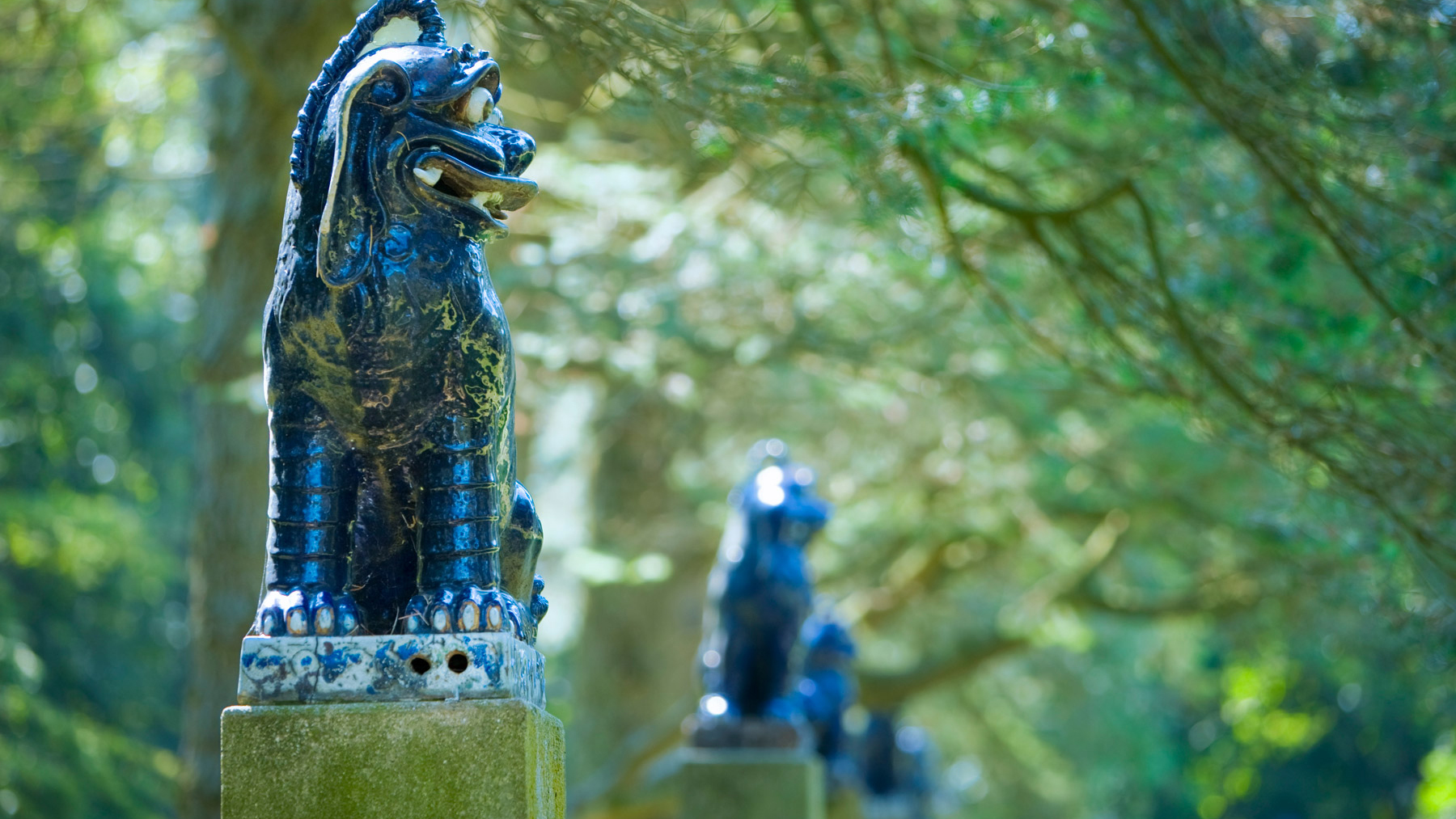 Fudog sculptures at the U of I's Allerton Park