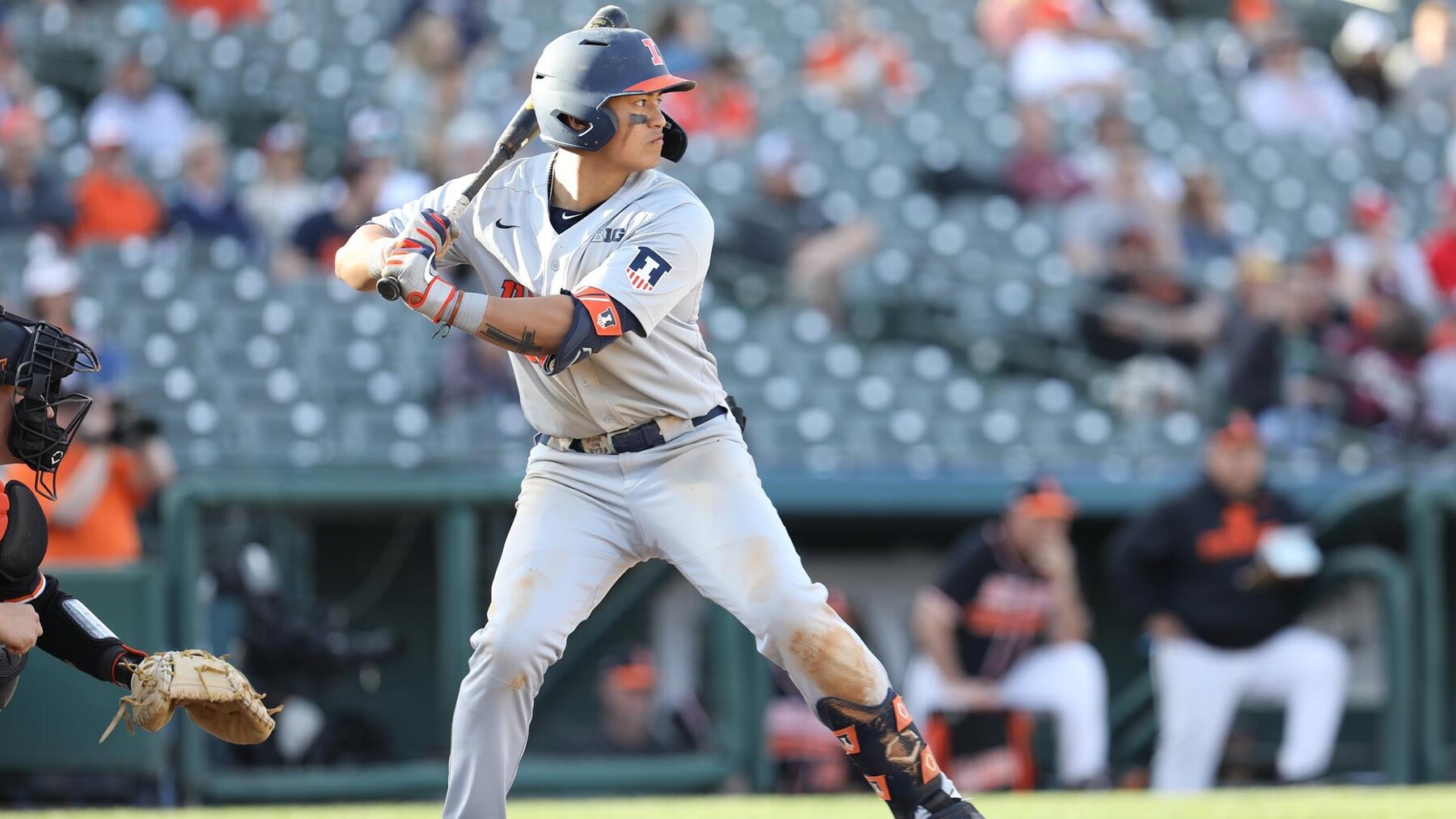 Illini shortstop Branden Comia at bat