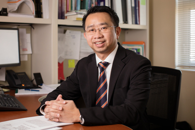 Social work professor Kevin Tan found in a recent study that addressing middle school students’ problems with bullying, fighting and attendance may be critical to ensuring they graduate high school on time.