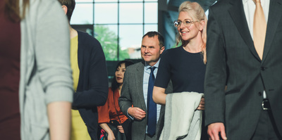 Professor Adam Tickell (center), the Vice-Chancellor and Principal of the University of Birmingham, walks up the ramp following a May 15 tour of the Siebel Center.