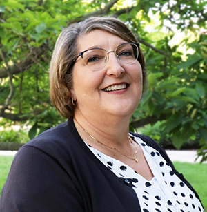 Lisa Denson-Rives, Assistant Dean for Advancement
