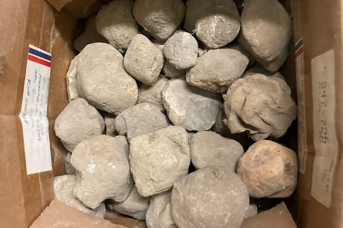 box of clay-fired cooking artifacts