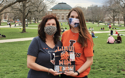 Moms Weekend photo of mom and student